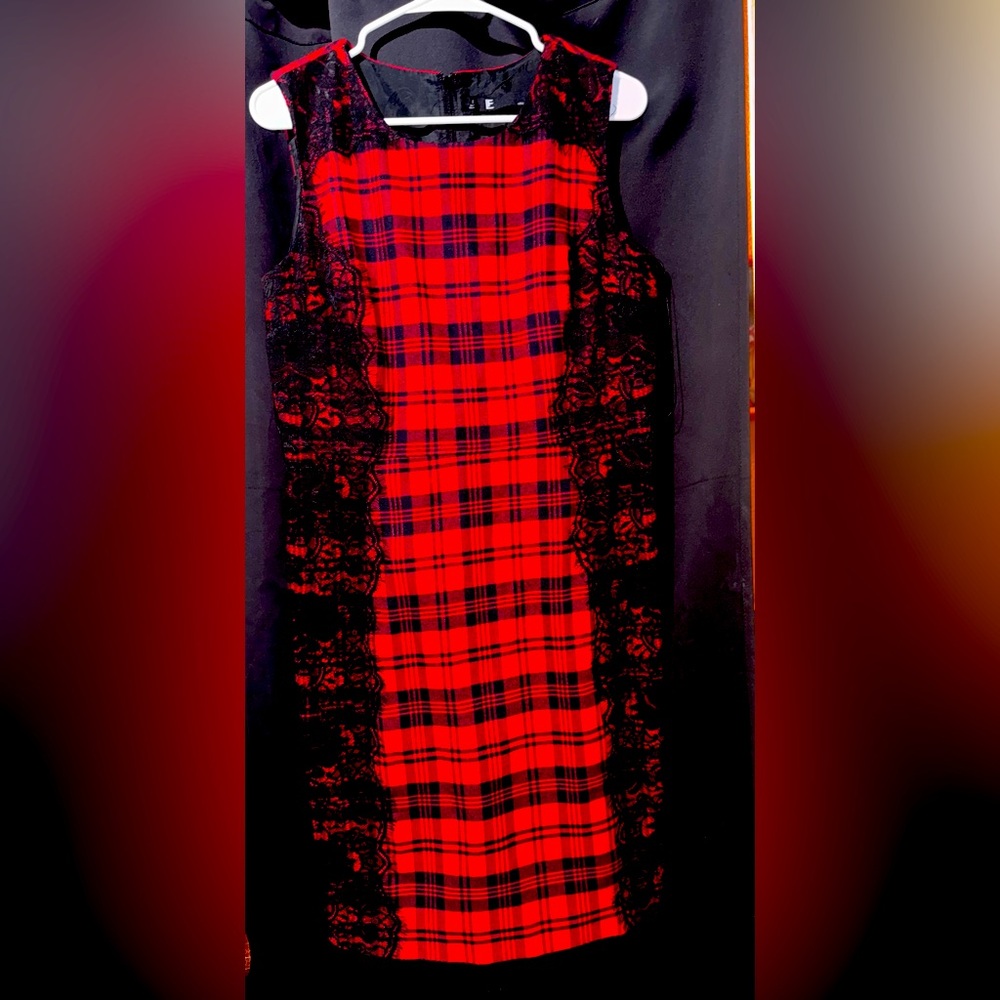 LESLIE FAY DRESS